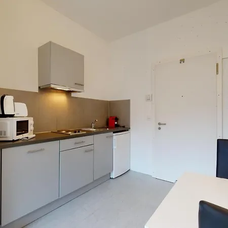 Modern In Lausana